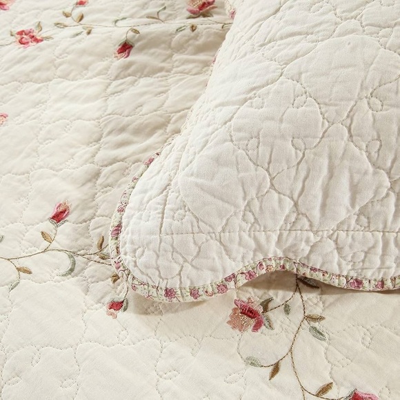 2-pc Floral Embroidered Pillow Shams Queen 100% Cotton Quilted (Cream,20"X28") - Picture 6 of 10